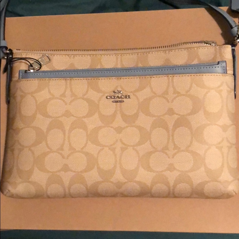 NWT Coach Tan/Blue Crossbody